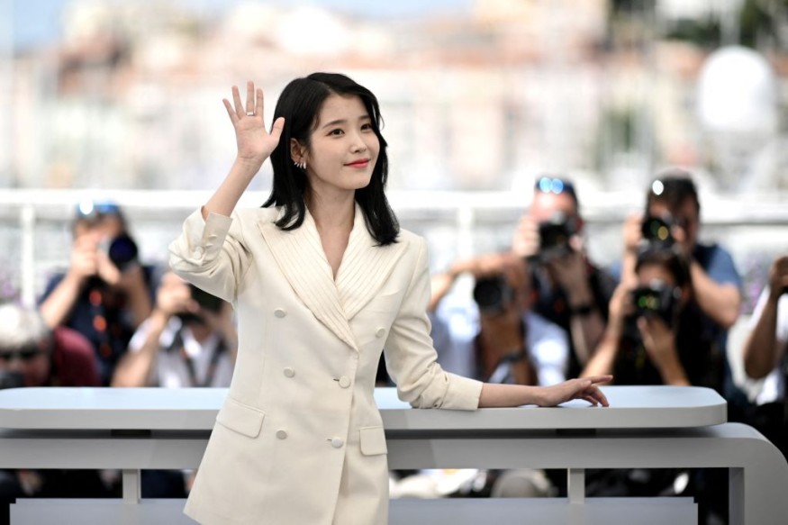 IU Quietly Supports ‘My Mister’ Co-Star Ahn Seung-gyun During Her