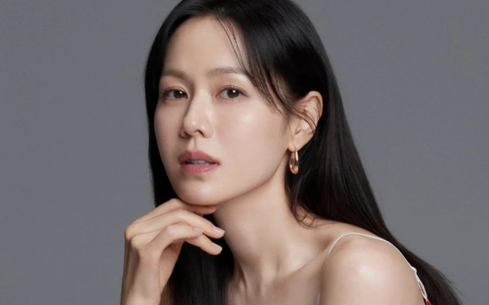 Son Ye Jin opens up about whether she would support her son entering show business
